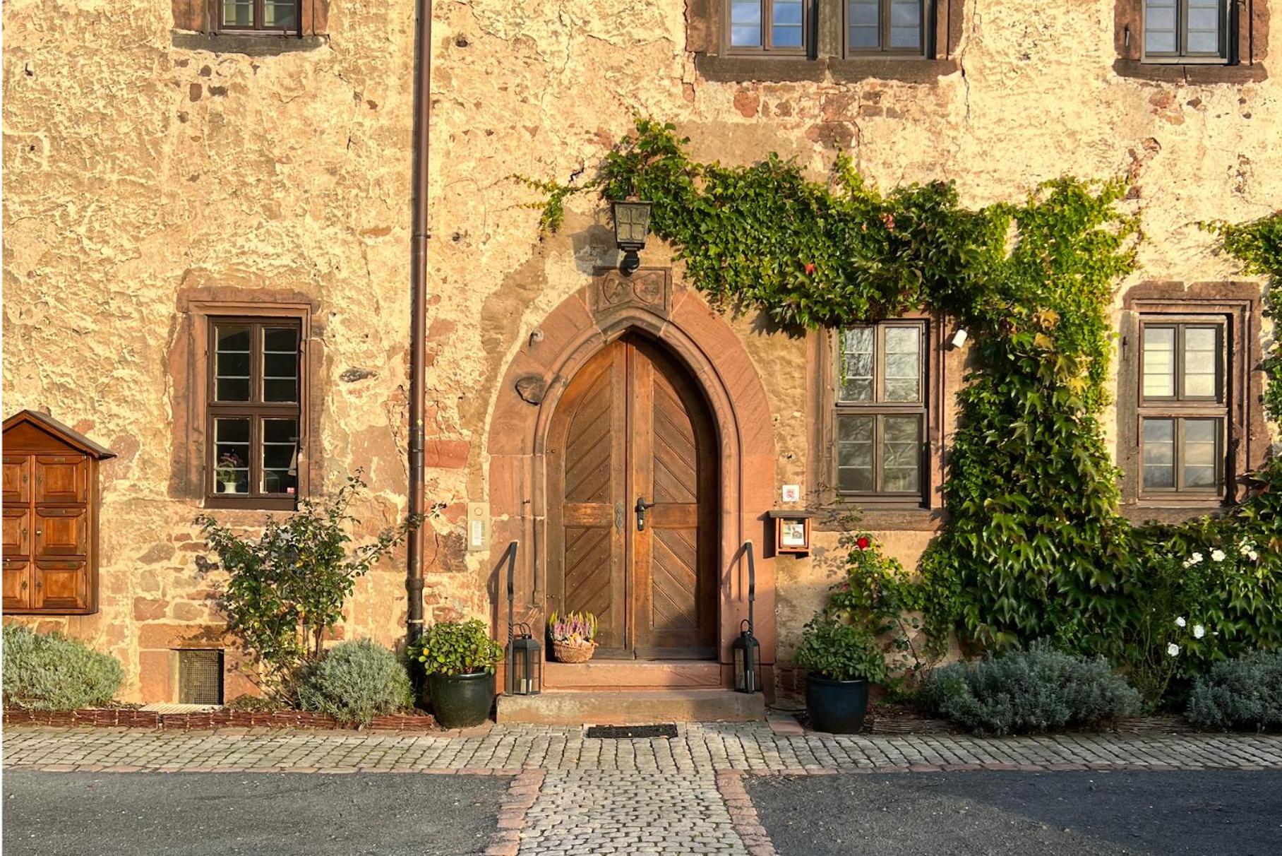 Alte Foersterei - Elegantes In Der Historischen Hinterburg - Nahe Fulda Und Bad Hersfeld *